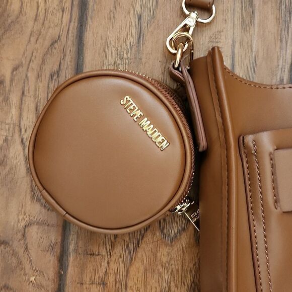 Steve Madden crossbody handbag with 2 adjustable straps - Picture 4 of 11